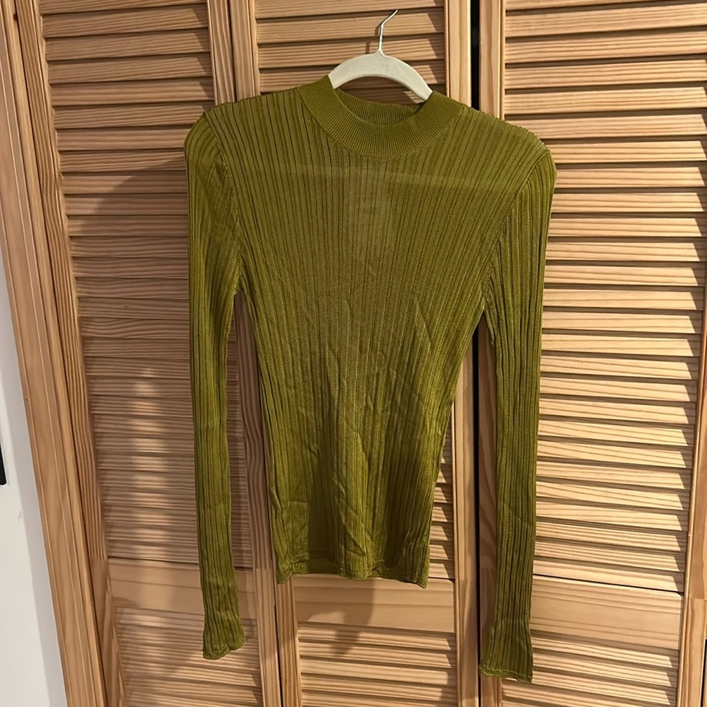 Zara Green Ribbed Mockneck Turtleneck